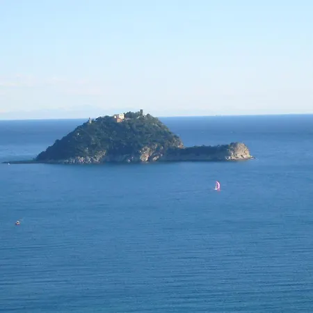 Ca' Di Berta Ξενοδοχείο Αλμπένγκα
