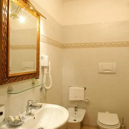 Hotel Ca' Di Berta 3*